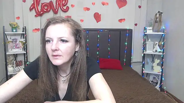 MeganPirs Adlı Modelin Canlı XXX Sohbeti