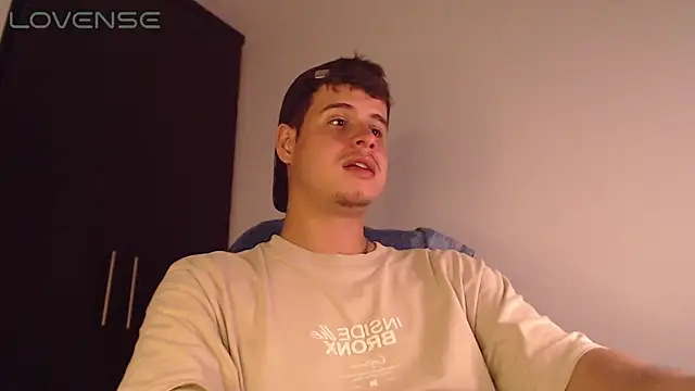 BjornSteel Adlı Modelin Canlı XXX Sohbeti