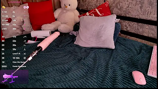 FreyaRaya Chat XXX in diretta