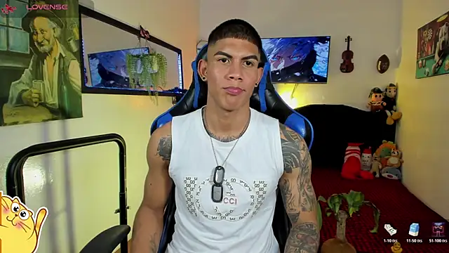 Pokazy przed kamerką – Damian_latinxxx