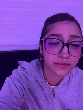 Chat XXX ao vivo de LilithMonette