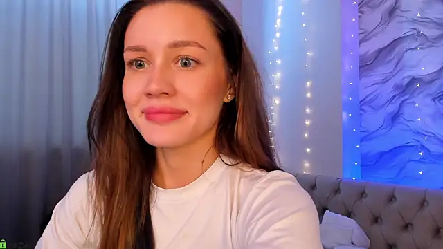 Aria_Mila: онлайн-секс-чат