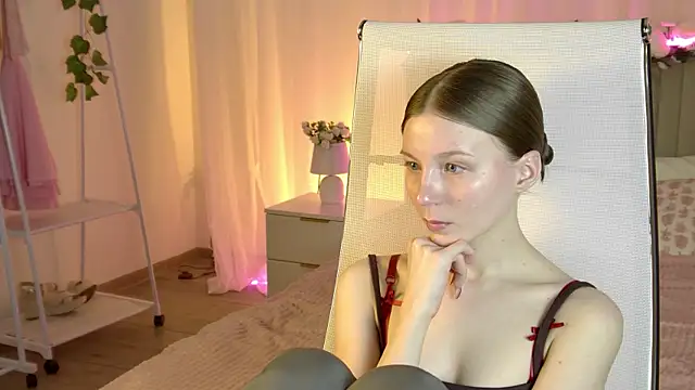 แชท XXX สดของ ElliFrankenweenie