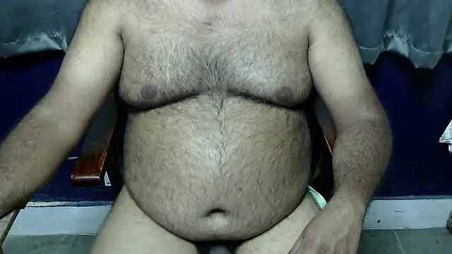 hairysubcub_70 Show Webcam