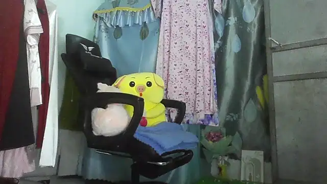 Lucy_limonのライブXXXチャット