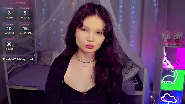 EmilyChaves 现场XXX聊天