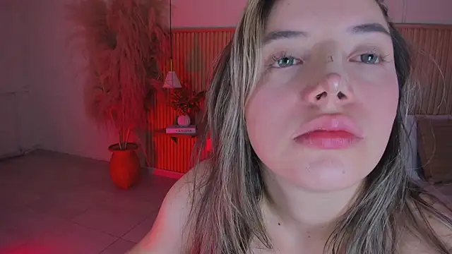 MiaBrokss_ 现场XXX聊天