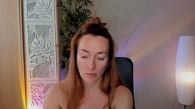 Chatroom XXX en direct de RebeccaMartinez