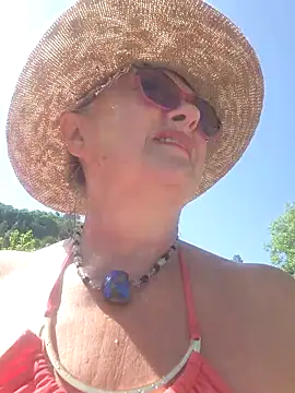 دردشة Hot-Muci الجنسية المباشرة