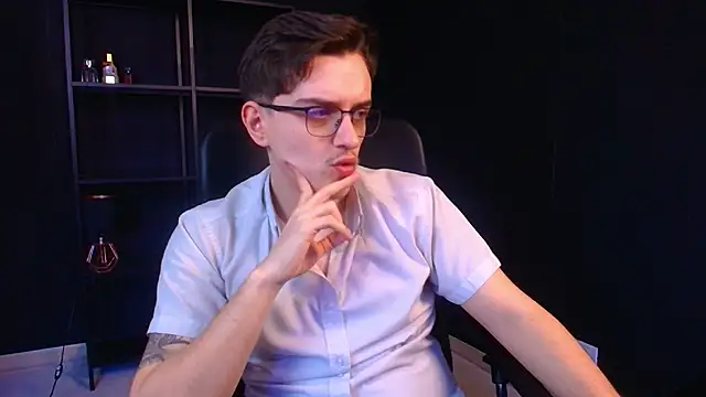 FelixStarkk élő XXX-chatje