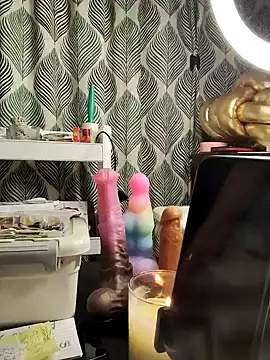 TheDimeのライブXXXチャット