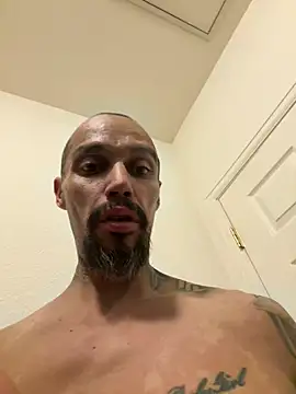 faces818's Webcam Show