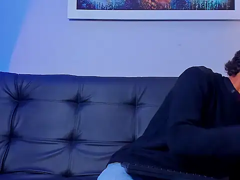 Noahh_Sakyn Webbikameraesitys