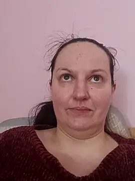 BustyLadyAlma's Live XXX Chat