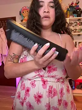 Sweet_sully__n Live XXX chat