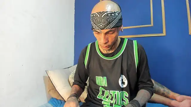 Demon_Rose_ Live XXX-Chat