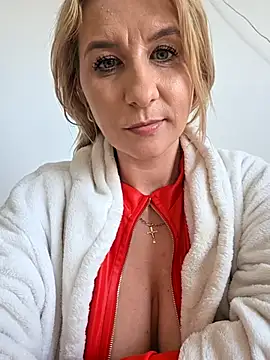 KaylinJan Live XXX-chat