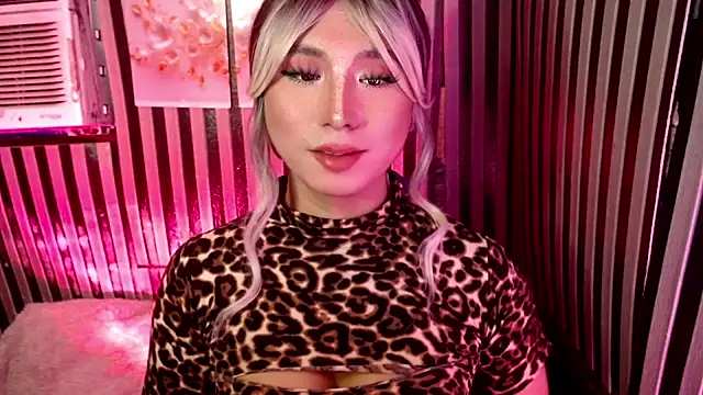 HoresCOCKLUCY 在線直播表演