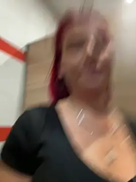 RiriRoseey's Live XXX Chat