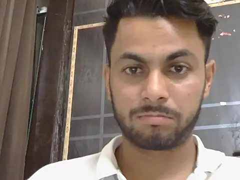 Czat XXX na żywo – Stubborndesiboy