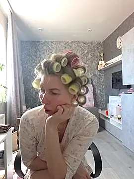 Chat +18 de stellahere8 ao vivo