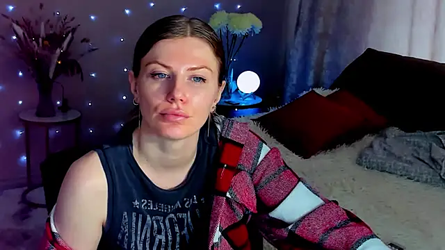 XXX chat uživo modela JinnaGreat