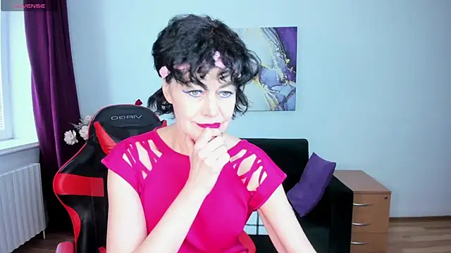 Silvia_Wallec live XXX chat