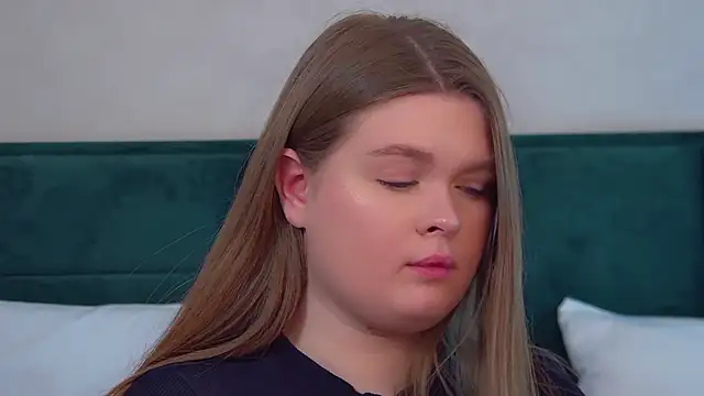 CrystalLyons Live XXX Chat