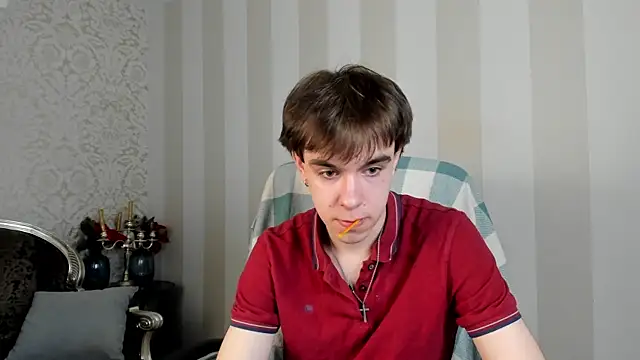 Show modela DaveBevy na web-kameri