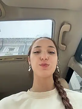 DollyTall Obrolan Langsung XXX