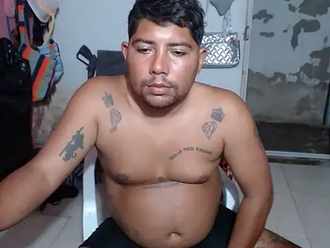 Czat XXX na żywo – master_juju1924