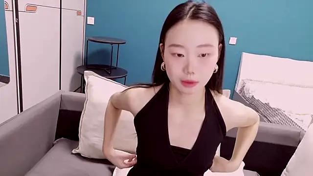 ZHJKS9988 – Naživo XXX chat