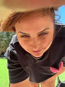 AnneKane Pertunjukan Webcam