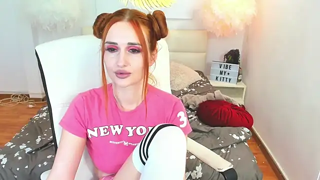 Red_Fairy_ Chat XXX in diretta