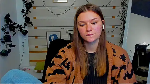 Josephine_Kiss Adlı Modelin Canlı XXX Sohbeti