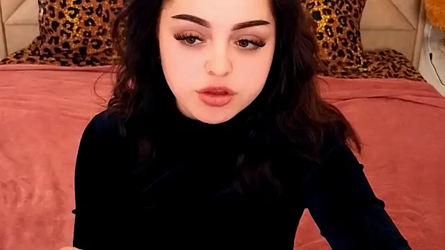 Chat XXX ao vivo de SinfulKittenn