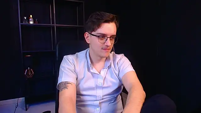 FelixStarkk Chat XXX in diretta