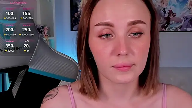 Chat +18 de LianaFord ao vivo