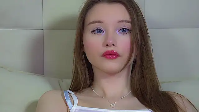 Chatroom XXX en direct de KeiraAsti