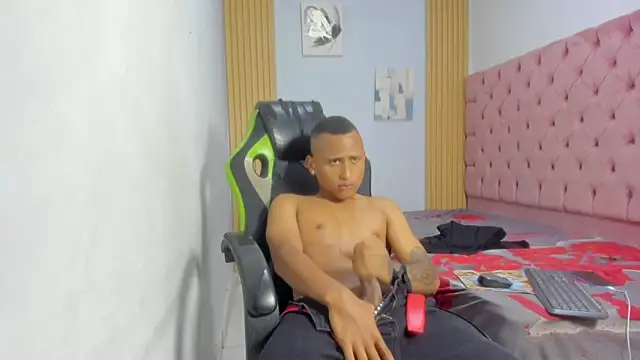 mastermorenohot1 Webcam-Show