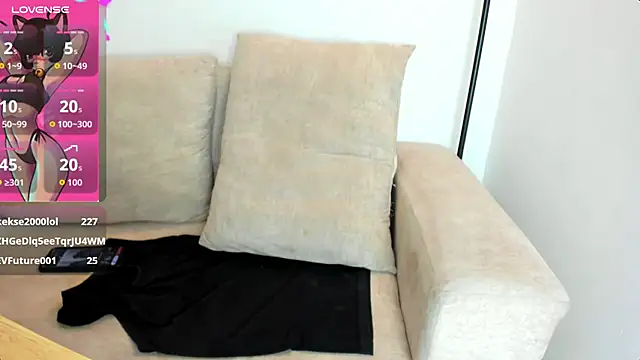 XXX chat uživo modela baby_celeste