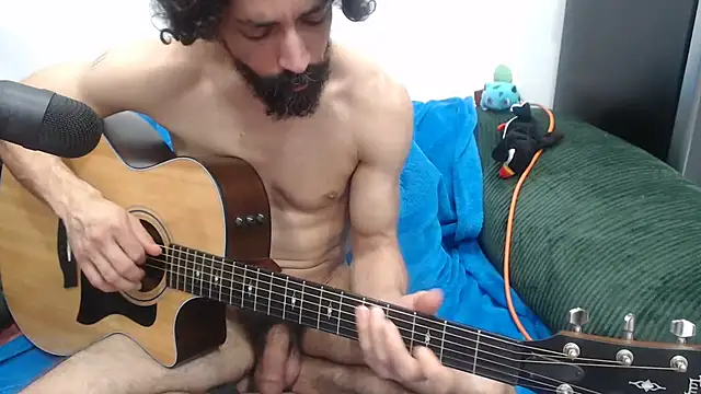 Stringin69: διαδικτυακό σόου στην κάμερα