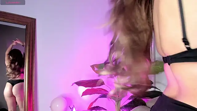 Nana_nyx webcam show