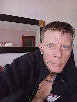 Der_Schoene_Penis webkamerás műsora