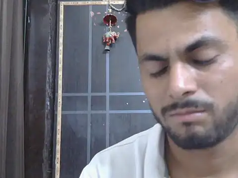 Stubborndesiboy élő XXX-chatje