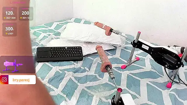 bryXonStorm élő XXX-chatje