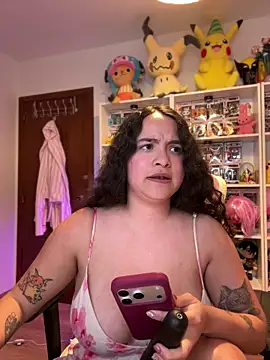 Sweet_sully__ Chat XXX in diretta