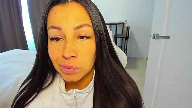 AvisFlowers live XXX chat