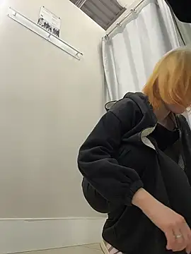 NinaParri Adlı Modelin Canlı XXX Sohbeti