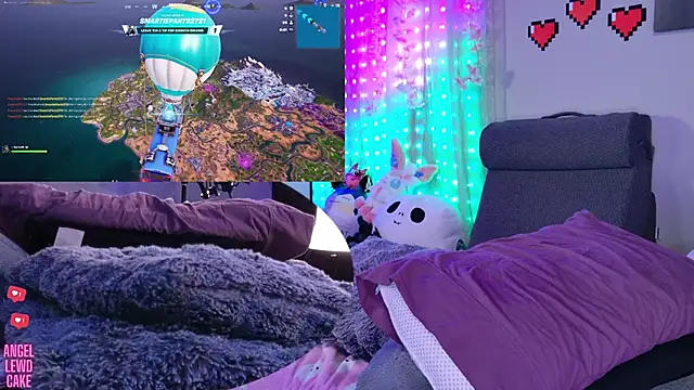 Živý XXX chat Angel-Lewd-Cake